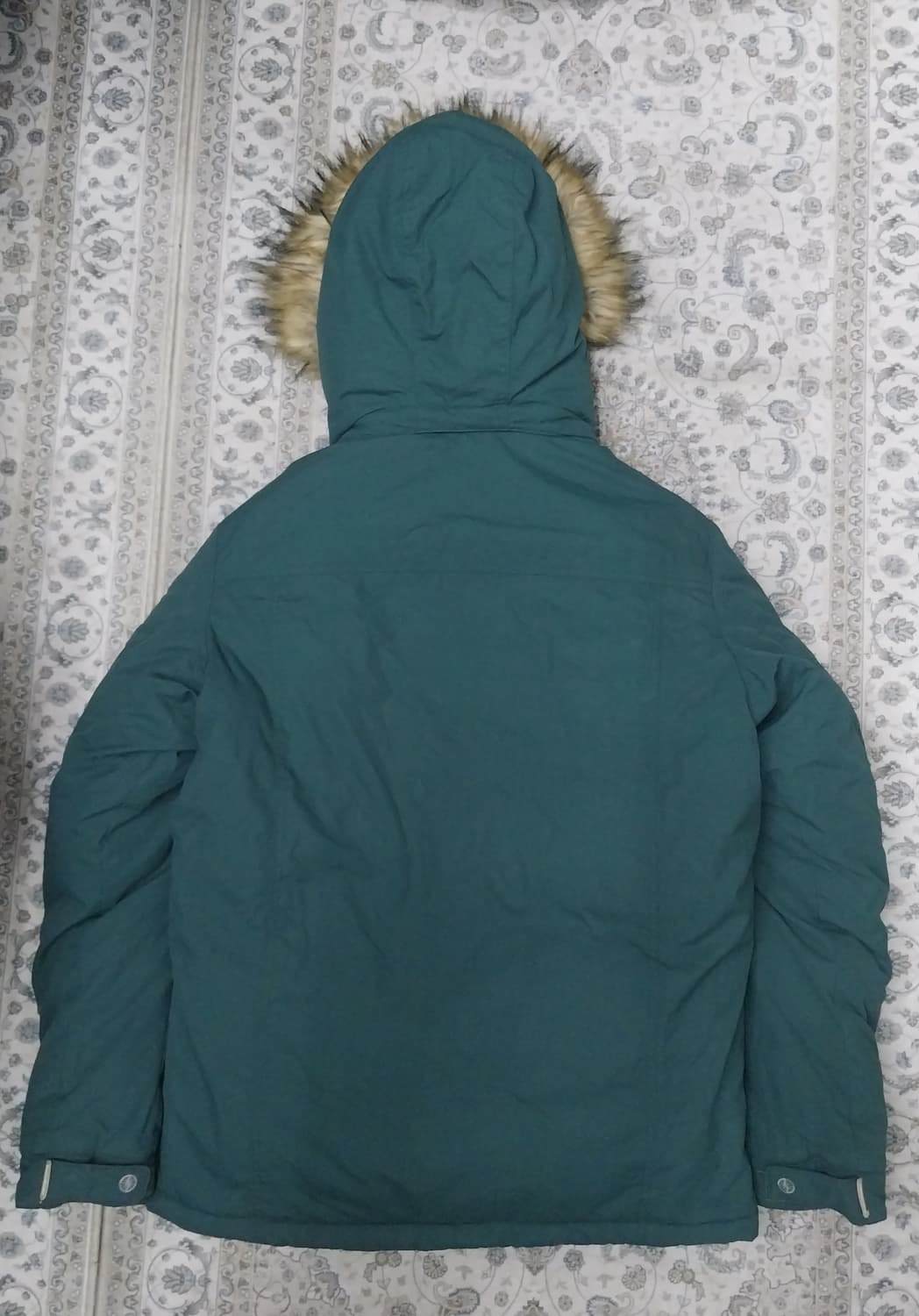 빈폴 아웃도어 도브 패딩 100  (후드분리됨) 상품이미지3