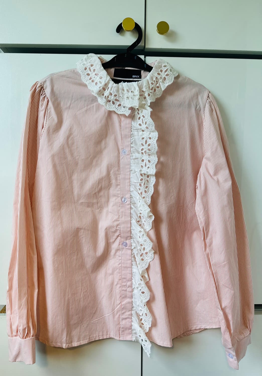 BNX 스트라이프 레이스 블라우스 상품이미지1