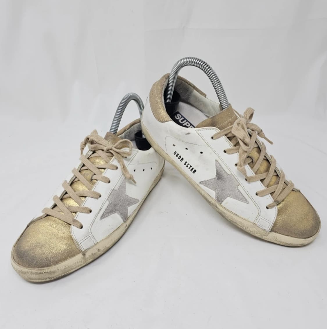 정품 골든구스 슈퍼스타 화이트 골드 스니커즈 39 상품이미지1
