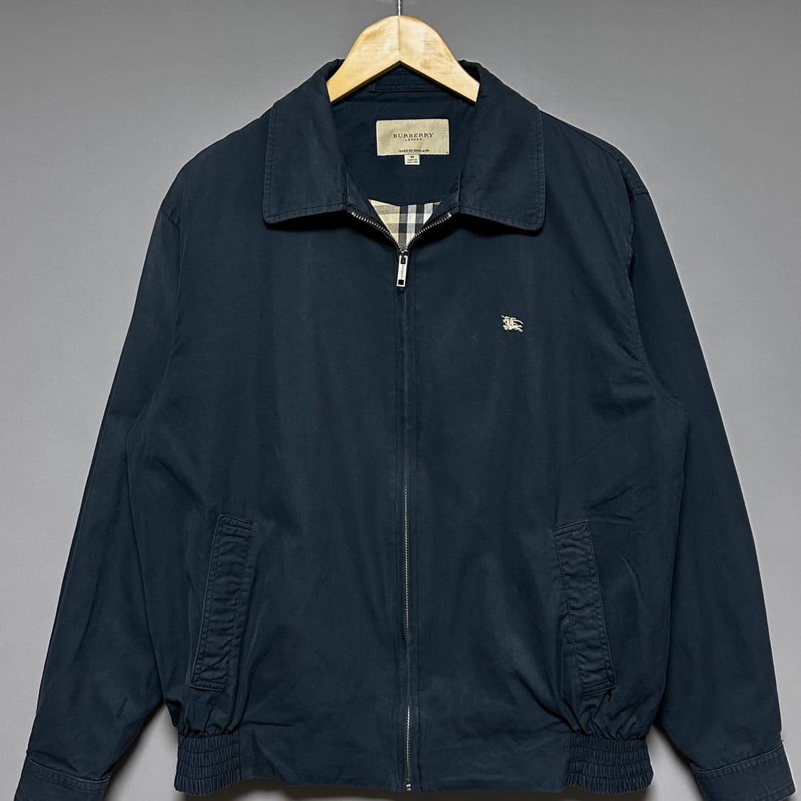 [M]버버리 네이비 해링턴 면 자켓 상품이미지1