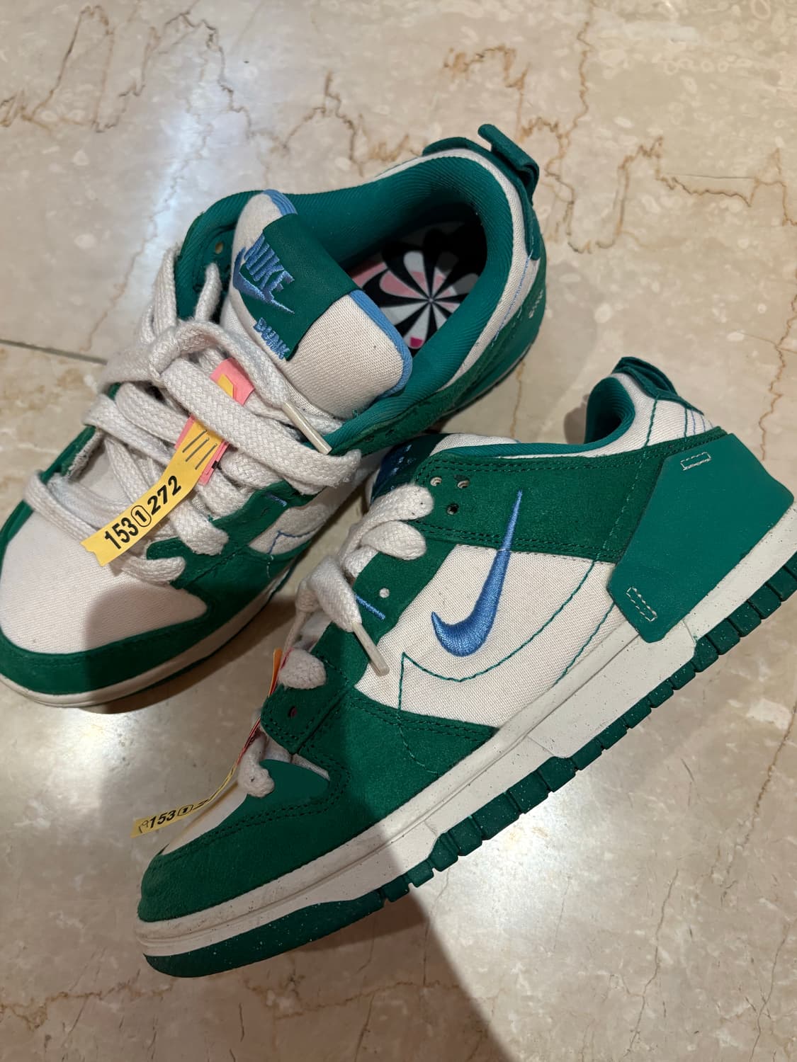 나이키 디스럽트 245 정가 139,000 상품이미지1