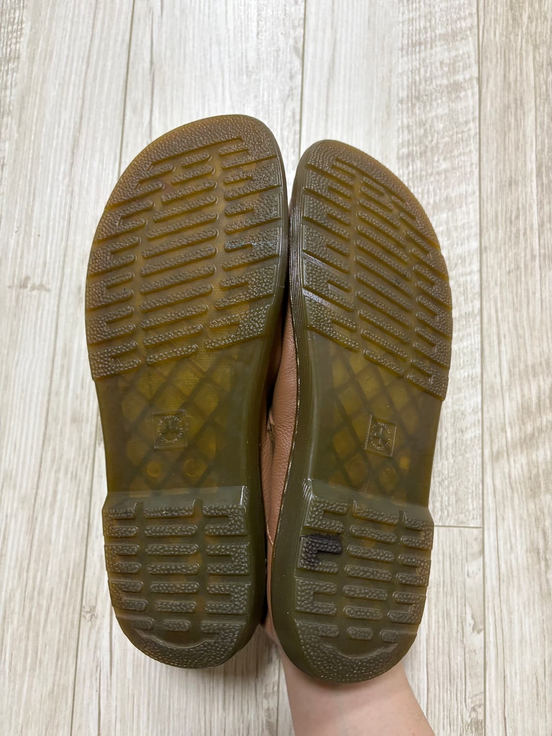 닥터마틴 패트리샤 브라운 270 상품이미지6