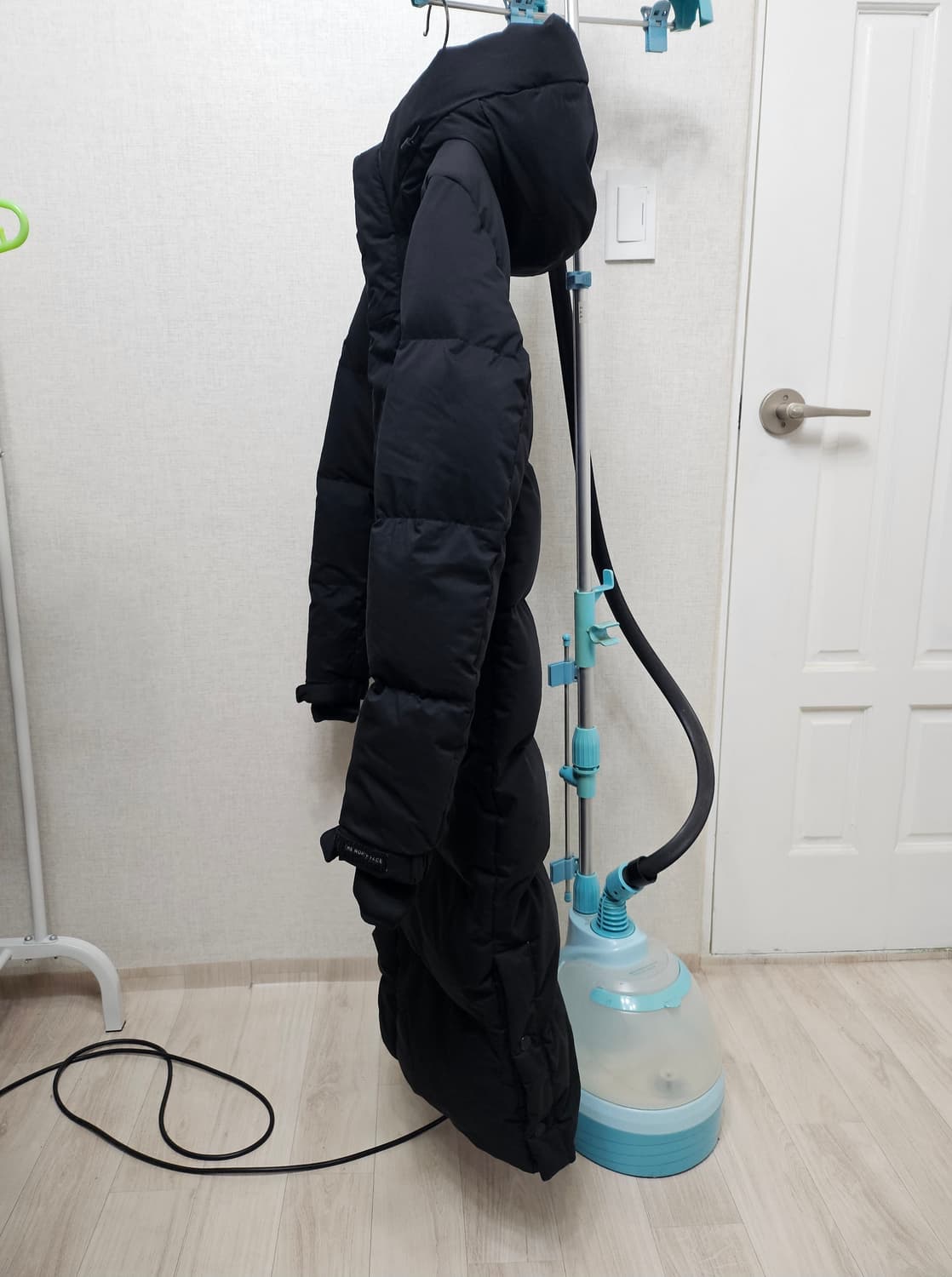 (95~100)M 노스페이스 화이트라벨 익스플로링 [블랙] 구스다운롱패딩 상품이미지8