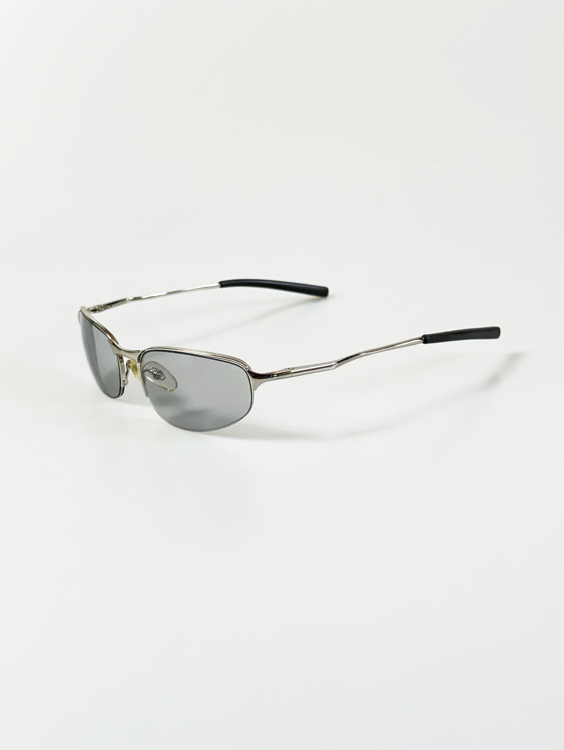 실버 메탈 반무테 스퀘어 프레임 빈티지 선글라스 상품이미지3