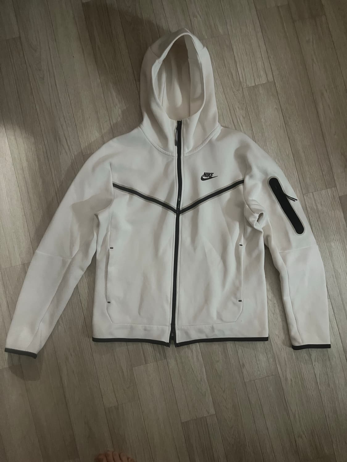 나이키 테크팩 흰색 상품이미지1