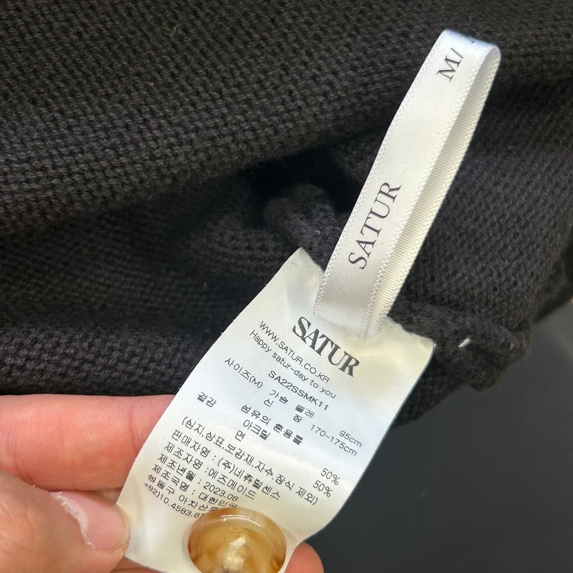 M 세터 클래식 크레스트 로고 카라 블랙 반팔 니트 상품이미지5