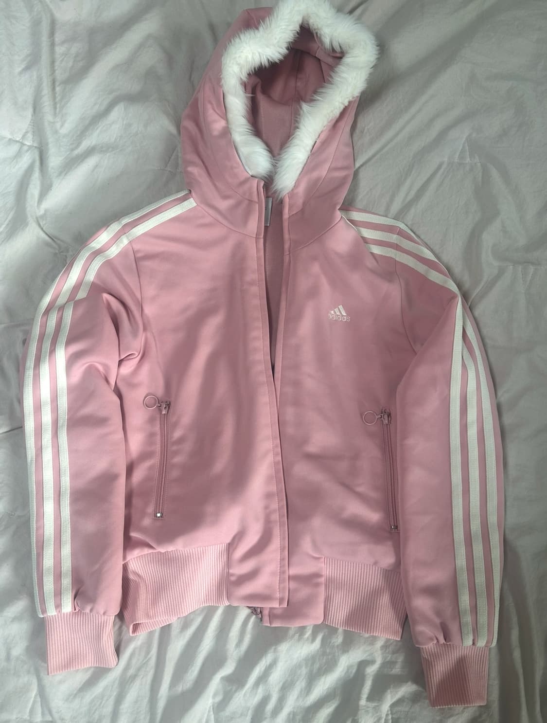 아디다스 딸기우유 퍼 후드 져지 자켓 상품이미지1