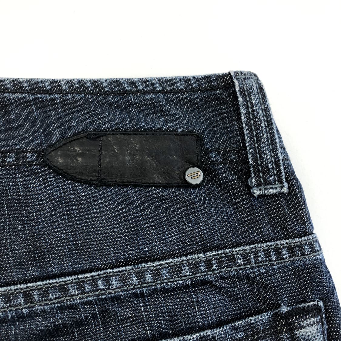 디젤 REVICK 크롭 스트레이트 데님진 30 인치 상품이미지4