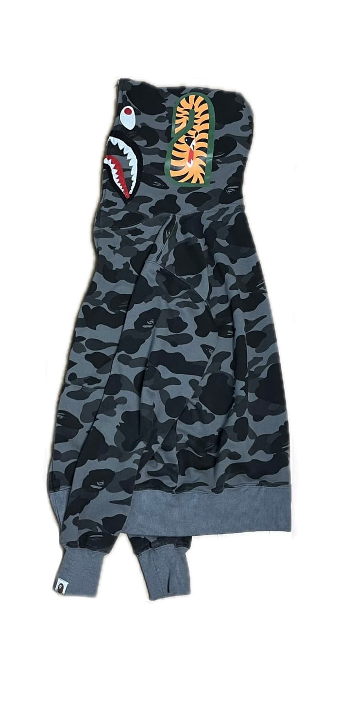 베이프 흑계 샤크 후드집업 상품이미지3