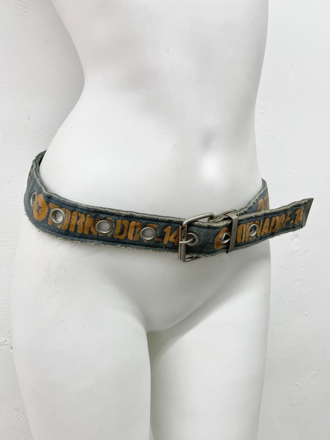 y2k 캔버스 레터링 펀칭 버클 벨트 상품이미지3