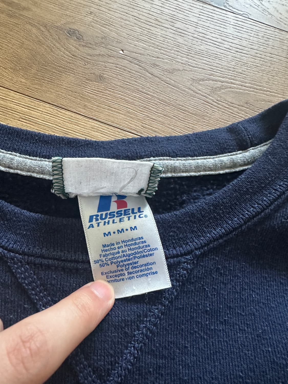 러셀 스웻 미디움 사이즈 네이비 상품이미지4