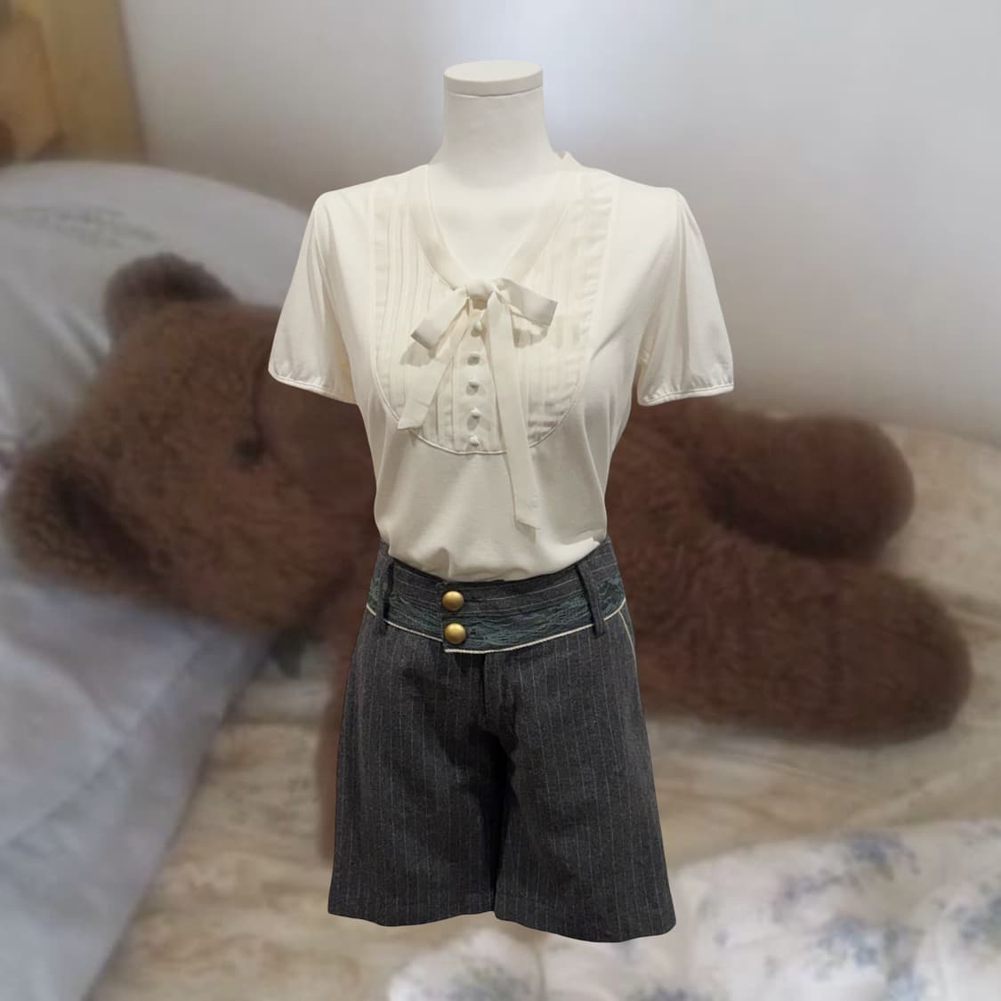 Axes femme 엑시즈팜 레이스 투버튼 울혼방 4부 팬츠 상품이미지3