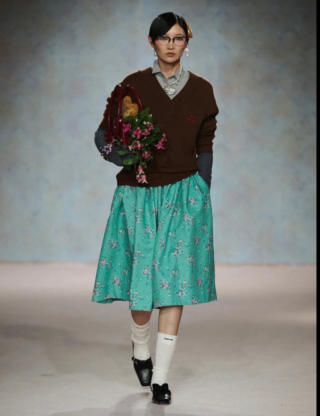 (6,810) 슈슈통 브이넥 울 브라운니트 25FW 상품이미지1