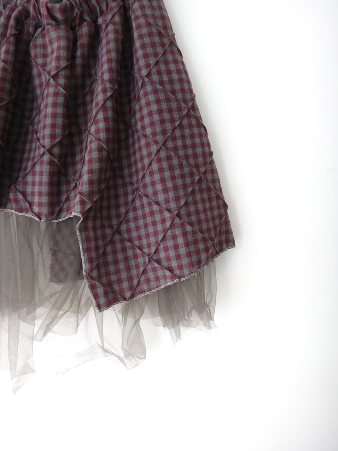 Check sha unbalanced skirt / red & grey 상품이미지3
