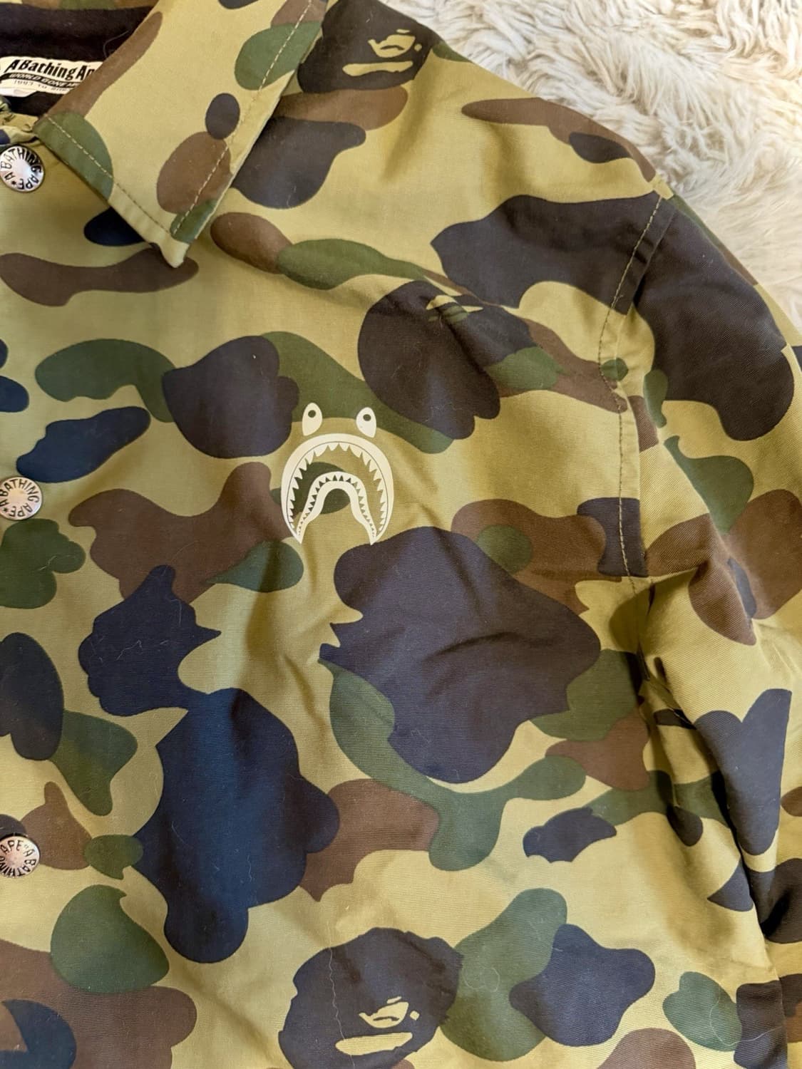 베이프 1st 카모 샤크 코치 자켓 상품이미지2