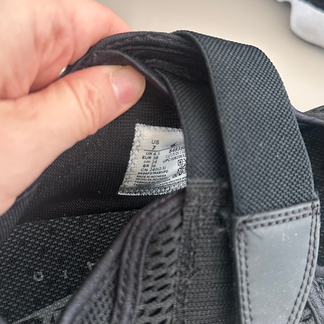 에어리프트 나이키 240 팝니다.  상품이미지3