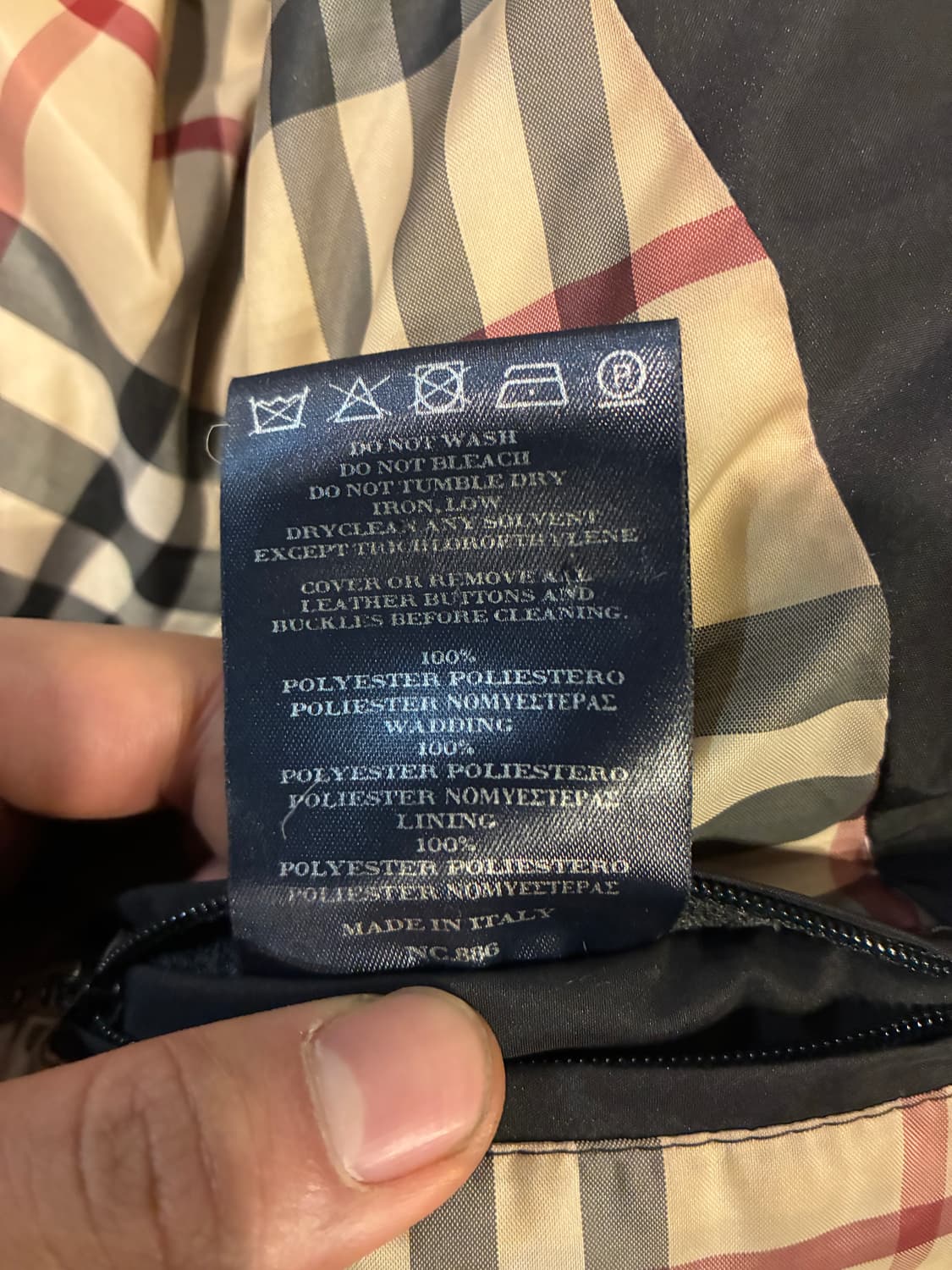 M) 버버리 다운 롱패딩 코트 블랙 상품이미지8