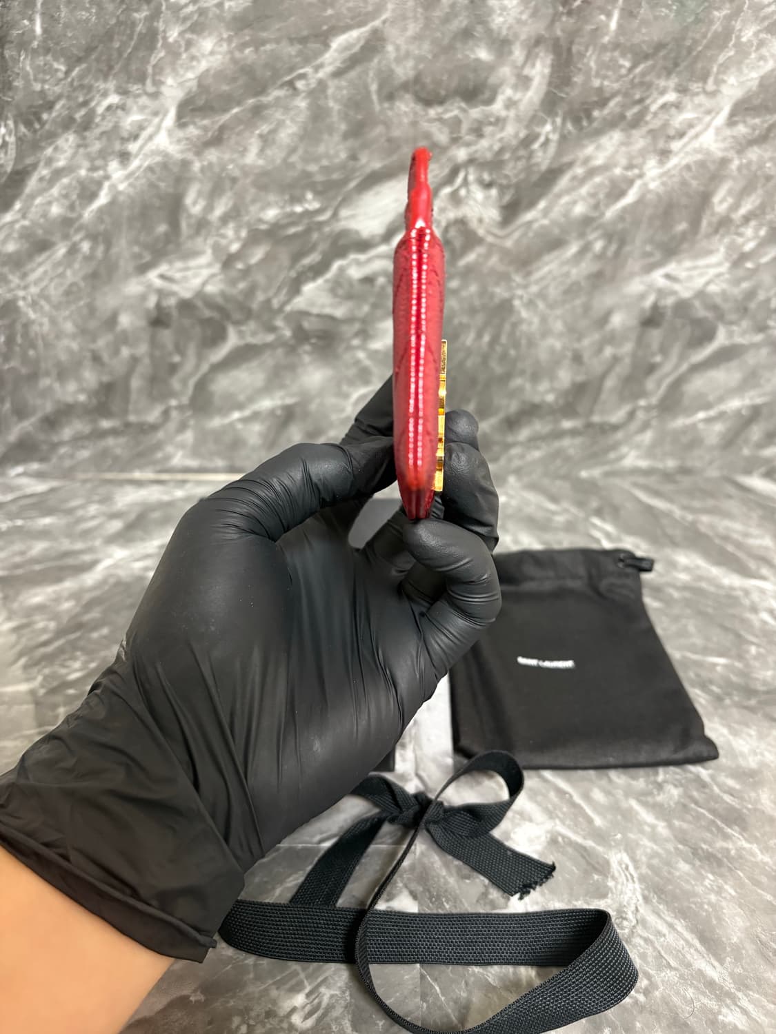 입생로랑 그랑 드 뿌드르 마틀라세 카드지갑 상품이미지3