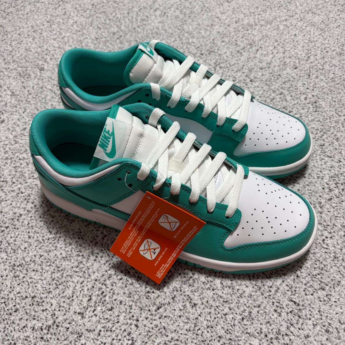 나이키 덩크 로우 화이트 클리어 제이드 265 상품이미지2
