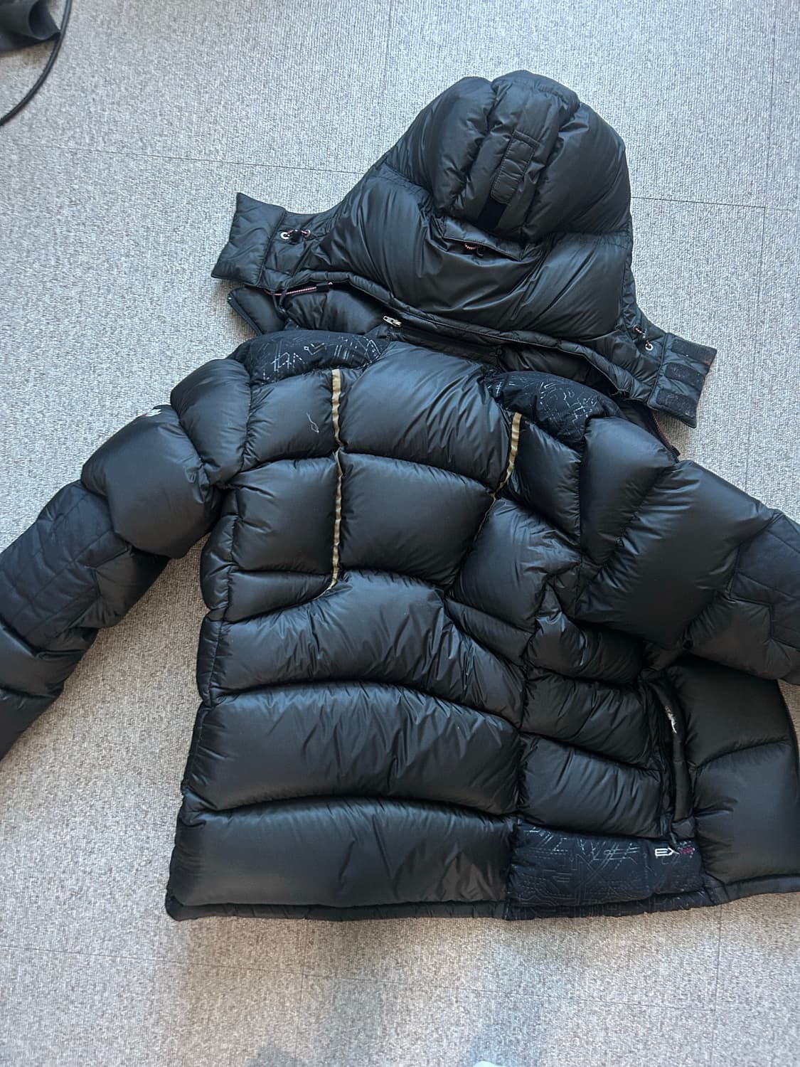 몽벨 패딩 팝니다 상품이미지3