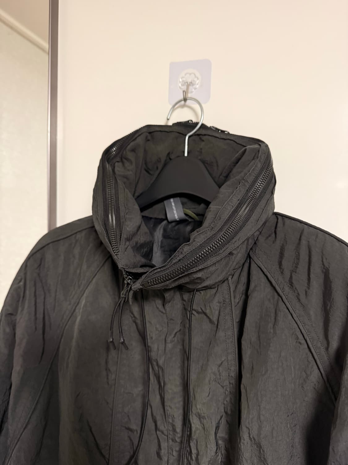 언어펙티드 파라슈트 신슐 코트 차콜 S 상품이미지2