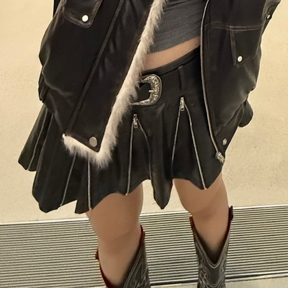 Fashion nova 가죽 스커트 상품이미지5