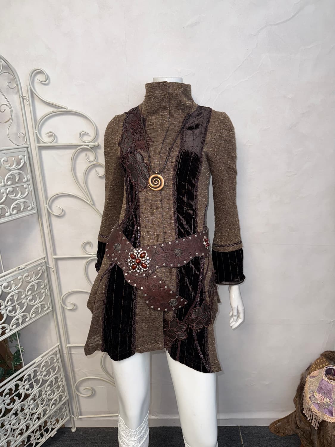 Brown oriental flower velvet knit ops 상품이미지2