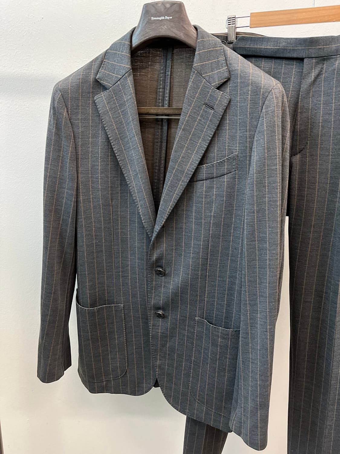 100,31-32) 카루소 CRSO 신형 셋업 슈트  상품이미지2