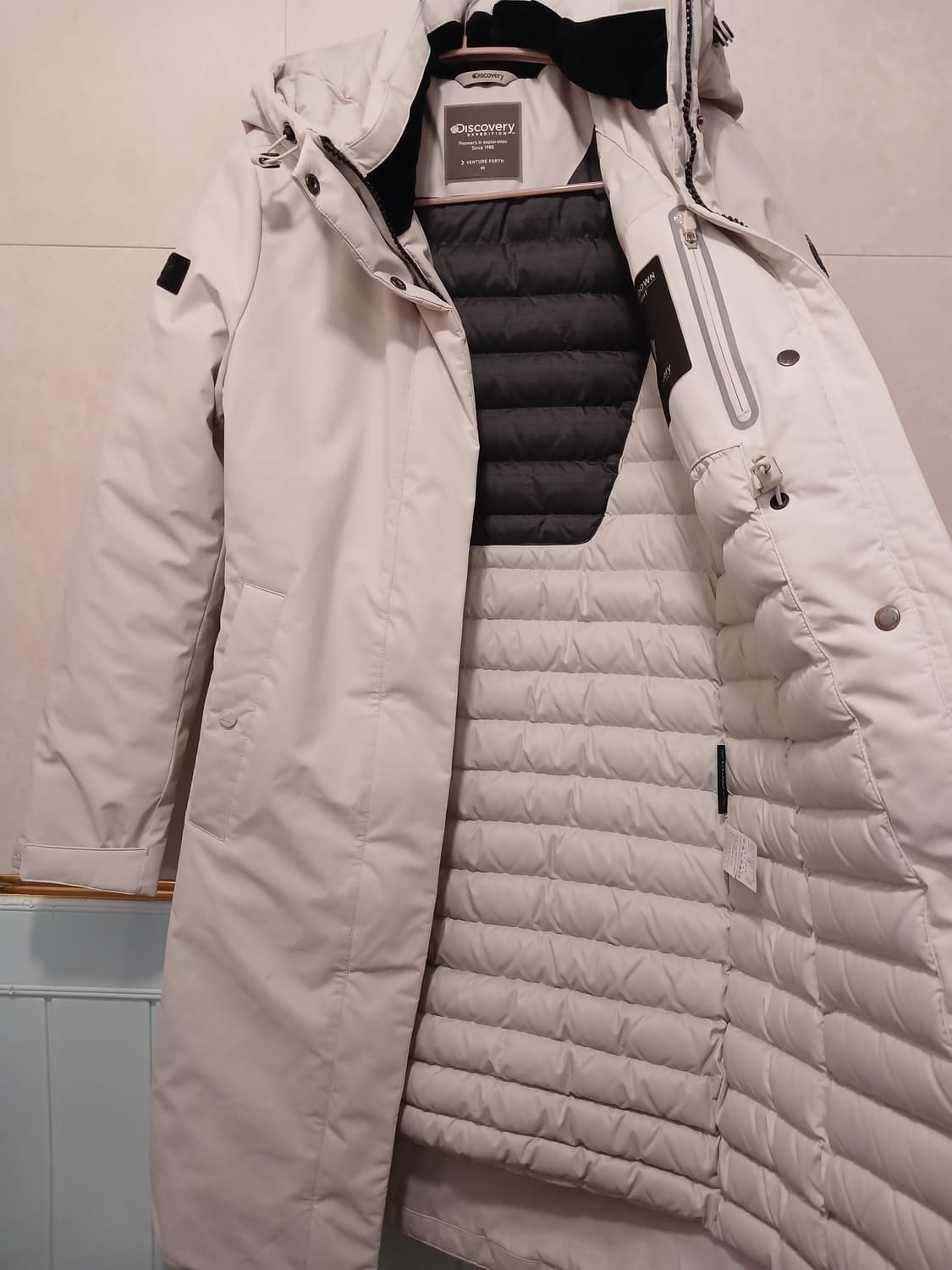 디스커버리 정품 여성 패딩 80 ~ 85 사이즈 상품이미지4