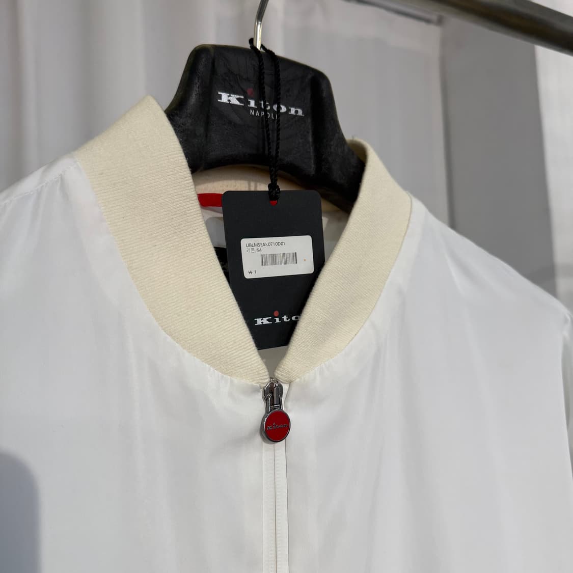 (54) 키톤 시그니처 로고 블루종 자켓 화이트 상품이미지2