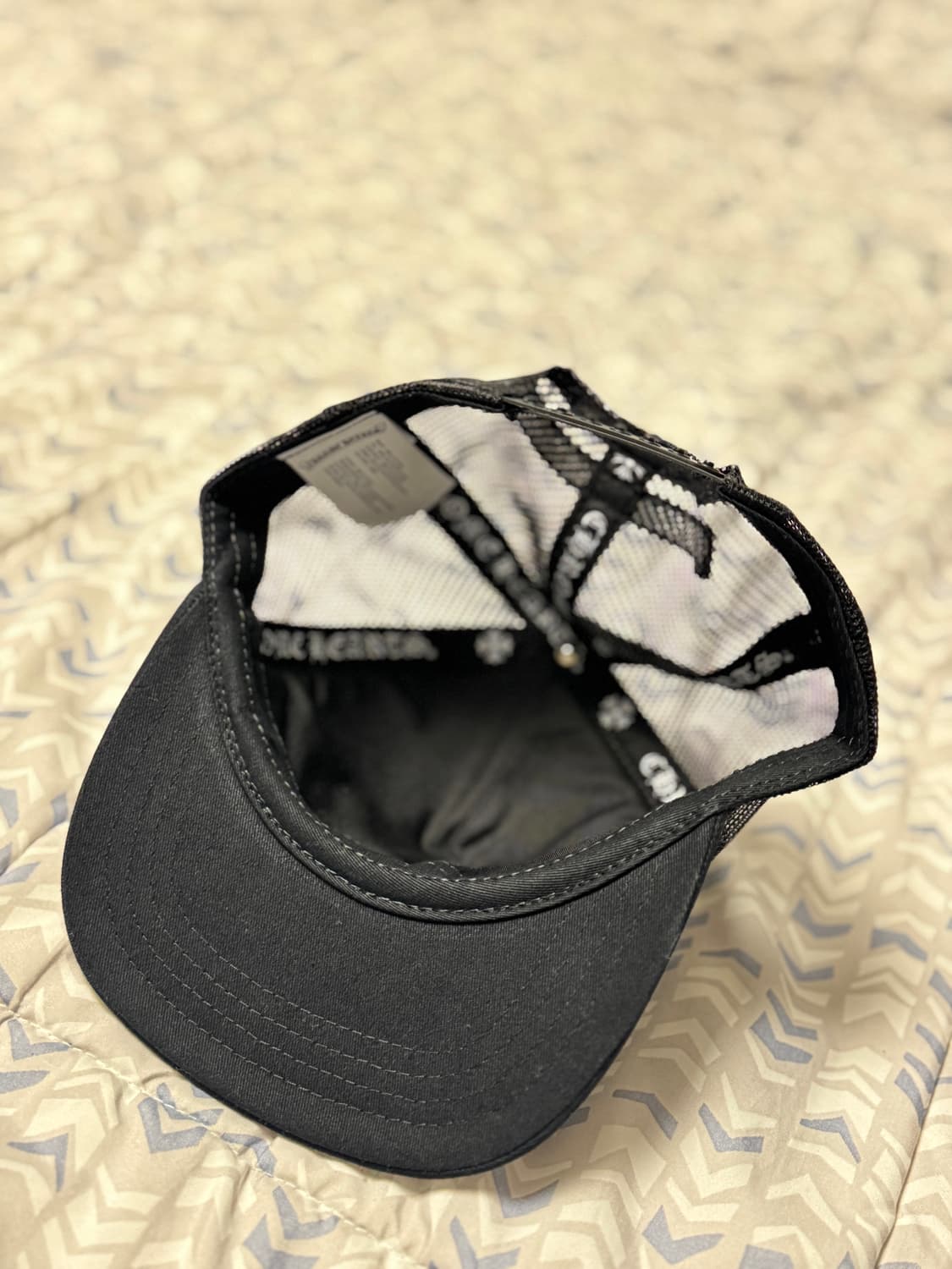 [새상품]크롬하츠 세메터리 트러커햇 블랙패치 상품이미지3