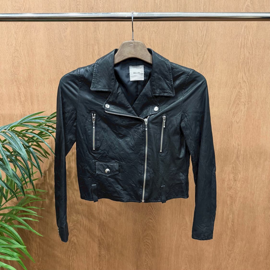 빈티지 긴팔 싱글 라이더 레더 자켓 사선 지퍼 벨트 고리 디테일 블랙 상품이미지1