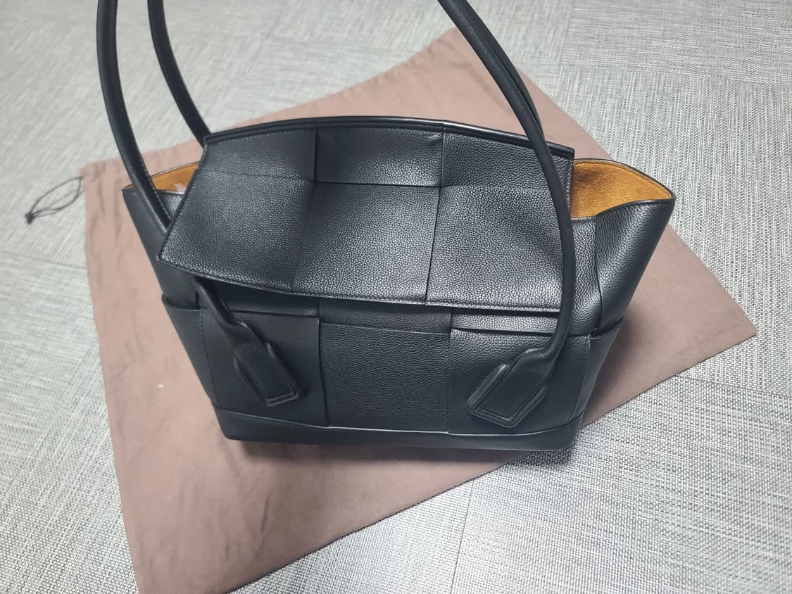 보테가베네타 아르코48 아르코미디움 숄더백 토트백 상품이미지1