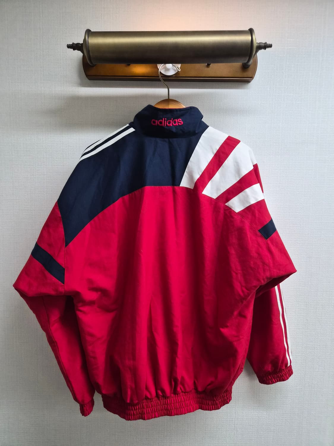 100) 아디다스 올드스쿨 트랙자켓 팝니다 상품이미지2
