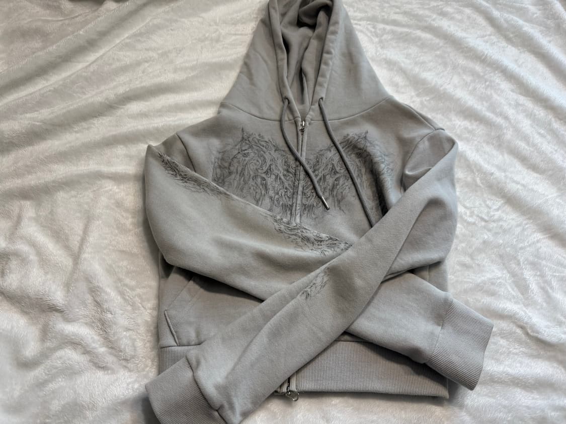 허그유어스킨 스컬리 크롭 후드집업 판매합니다 상품이미지2