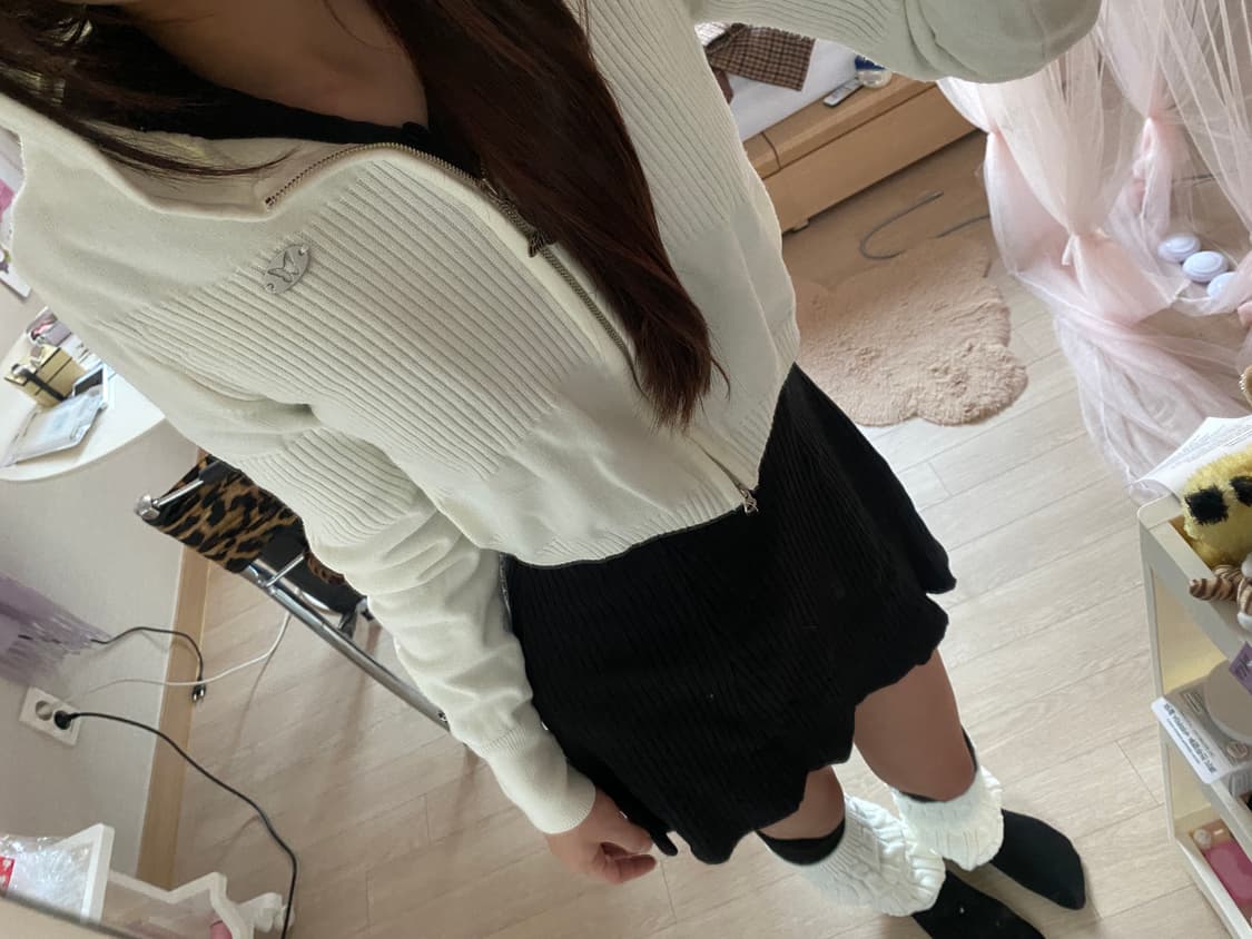 네스티팬시클럽 니트 후드집업 상품이미지1