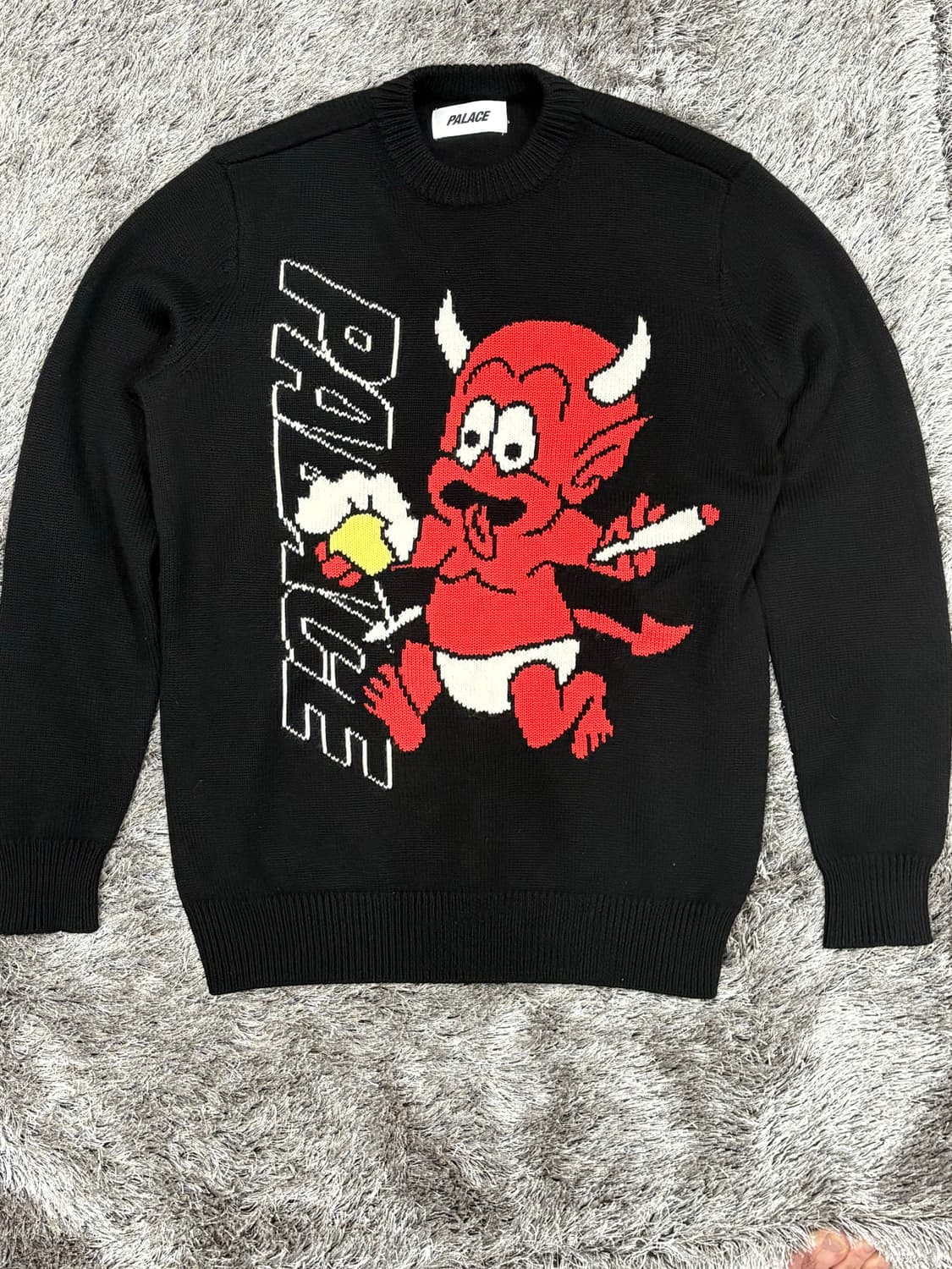 Palace temptaition knit M 팔라스 템테이션 니트 M 상품이미지1