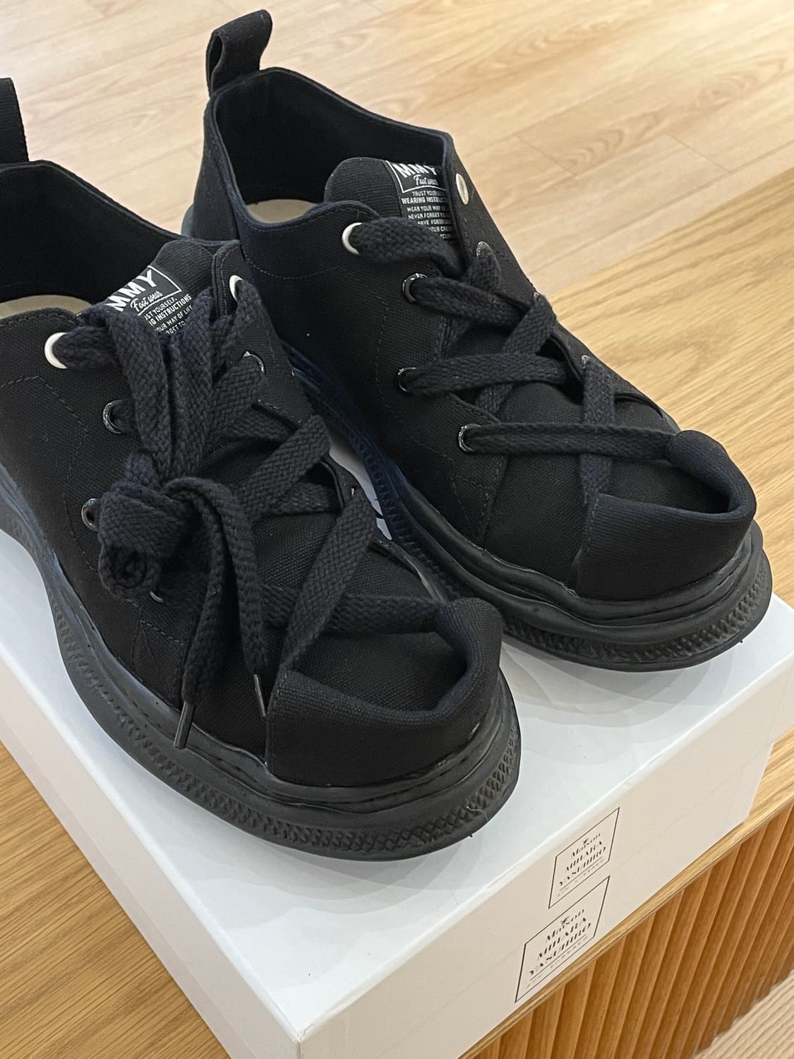 미하라야스히로 X 뷰티 비스트 roll tongue staining sh 상품이미지6