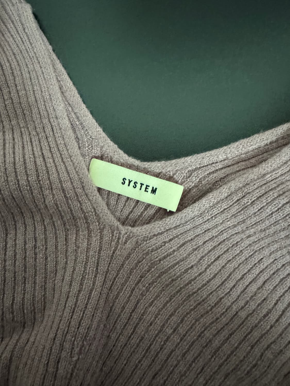 여성 한섬 시스템 브이넥 숄더 니트 핑크 F 상품이미지3