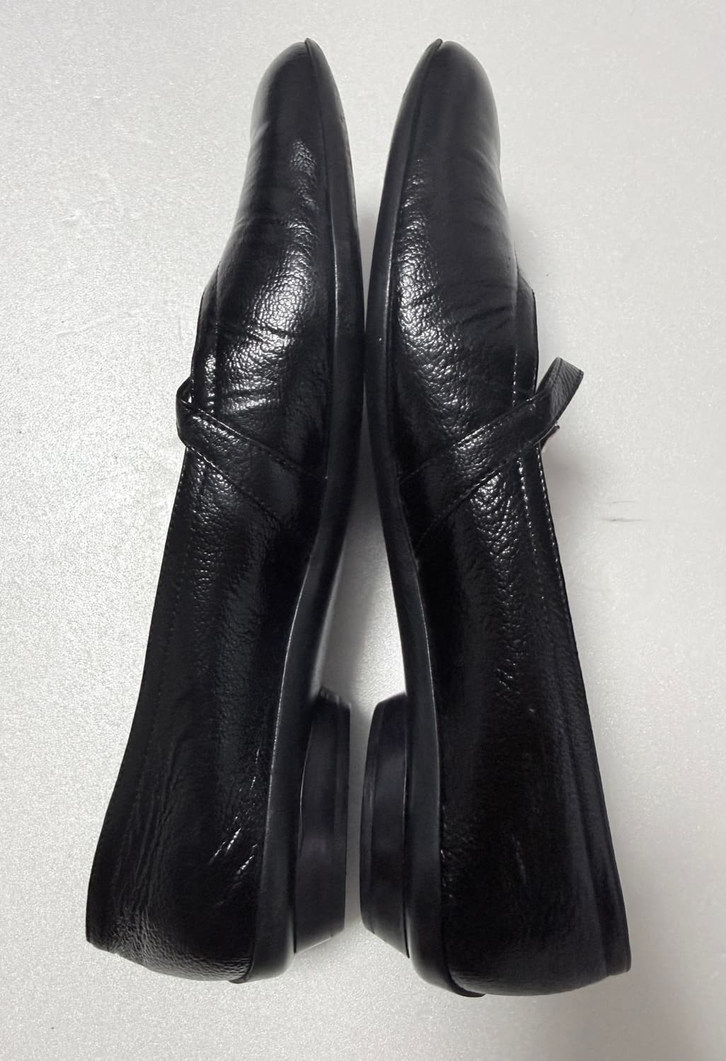 페레가모 Salvatore Ferragamo 메리제인 가죽 플랫 / 24 상품이미지6