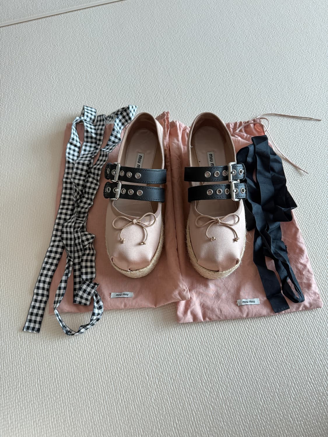 미우미우 발레리나 에스파듀37 상품이미지1