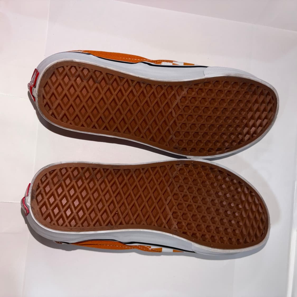 반스 오렌지 체크 250-2번 착용 상품이미지9