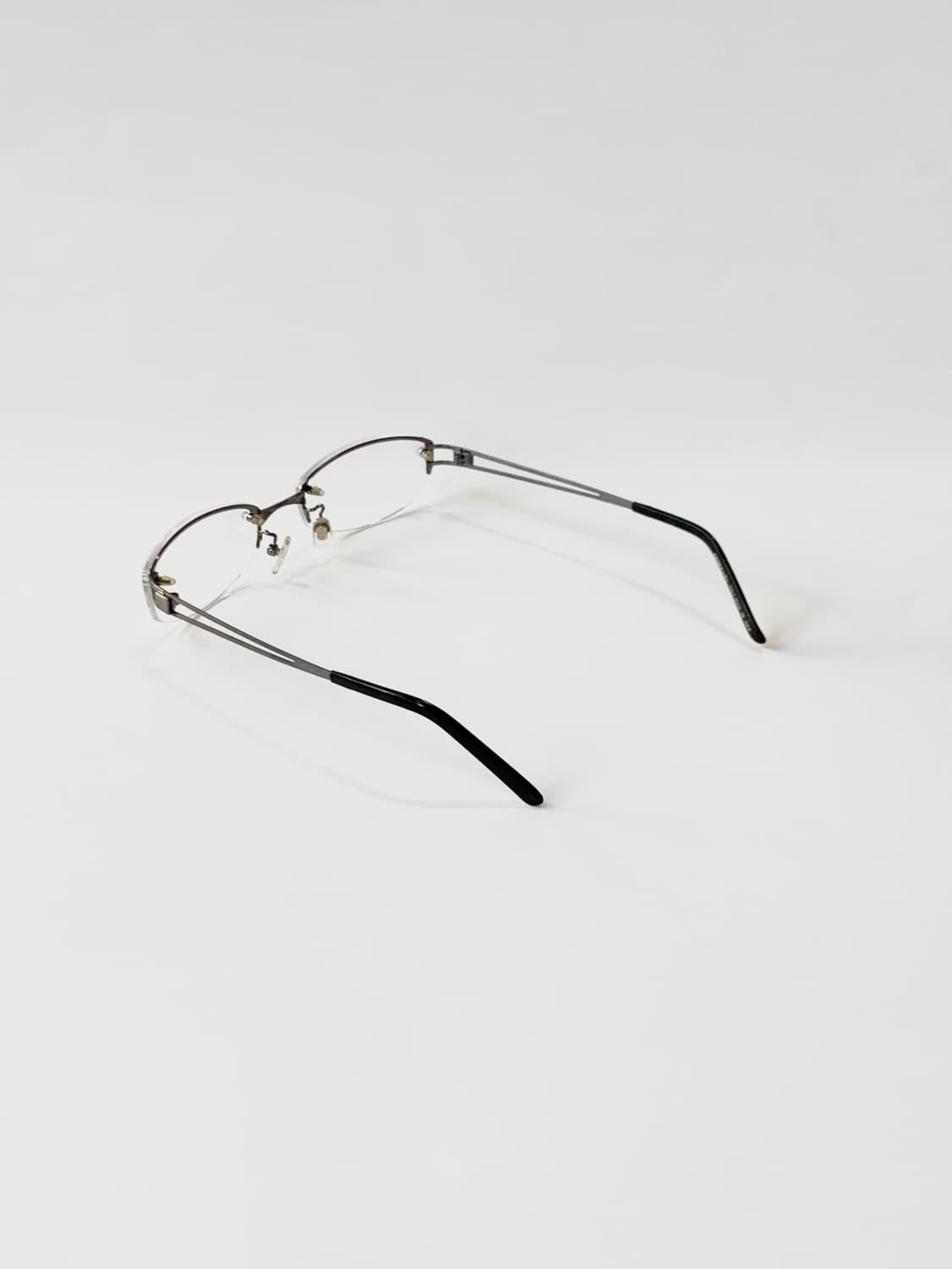 [픽키-640] 실버 티타늄 안경 무테 하프림 상품이미지5