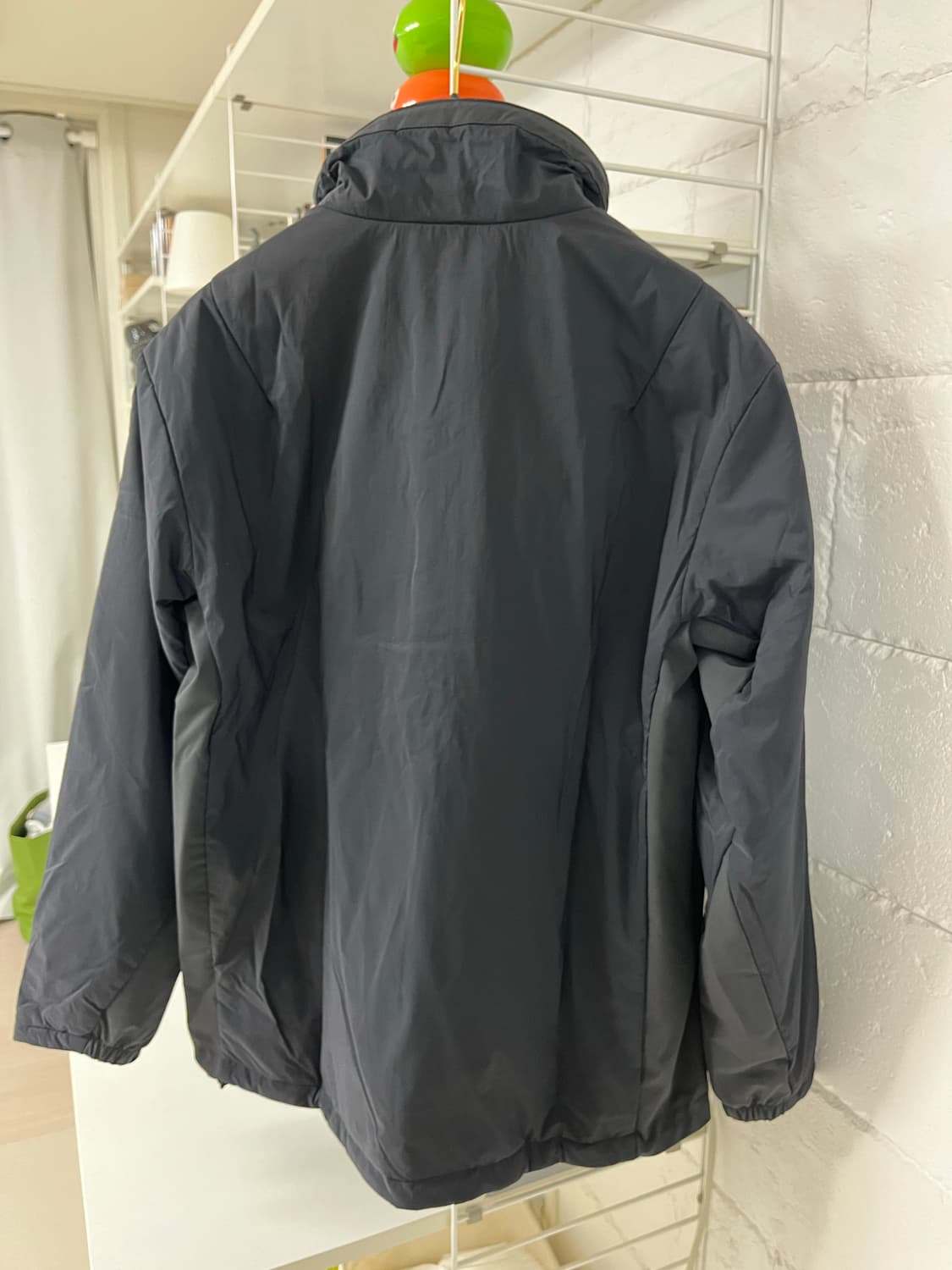 뉴발 x 케일 프리마로프트 하이브리드 자켓 블랙 M 상품이미지2