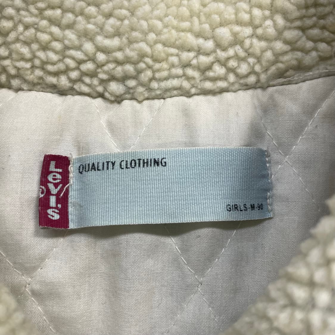 리바이스 우먼스 쉐르파 크롭 데님 자켓 상품이미지5