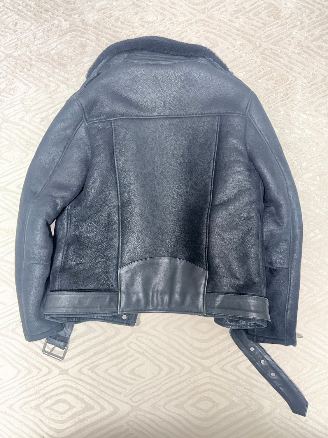 올세인츠 블랙 무스탕 상품이미지2