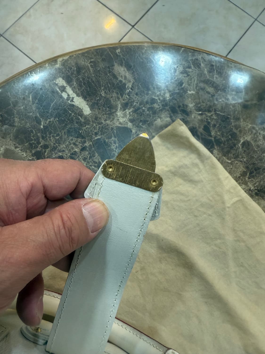 정품 루이비통 수할리 레파누이 PM 팝니다 상품이미지10