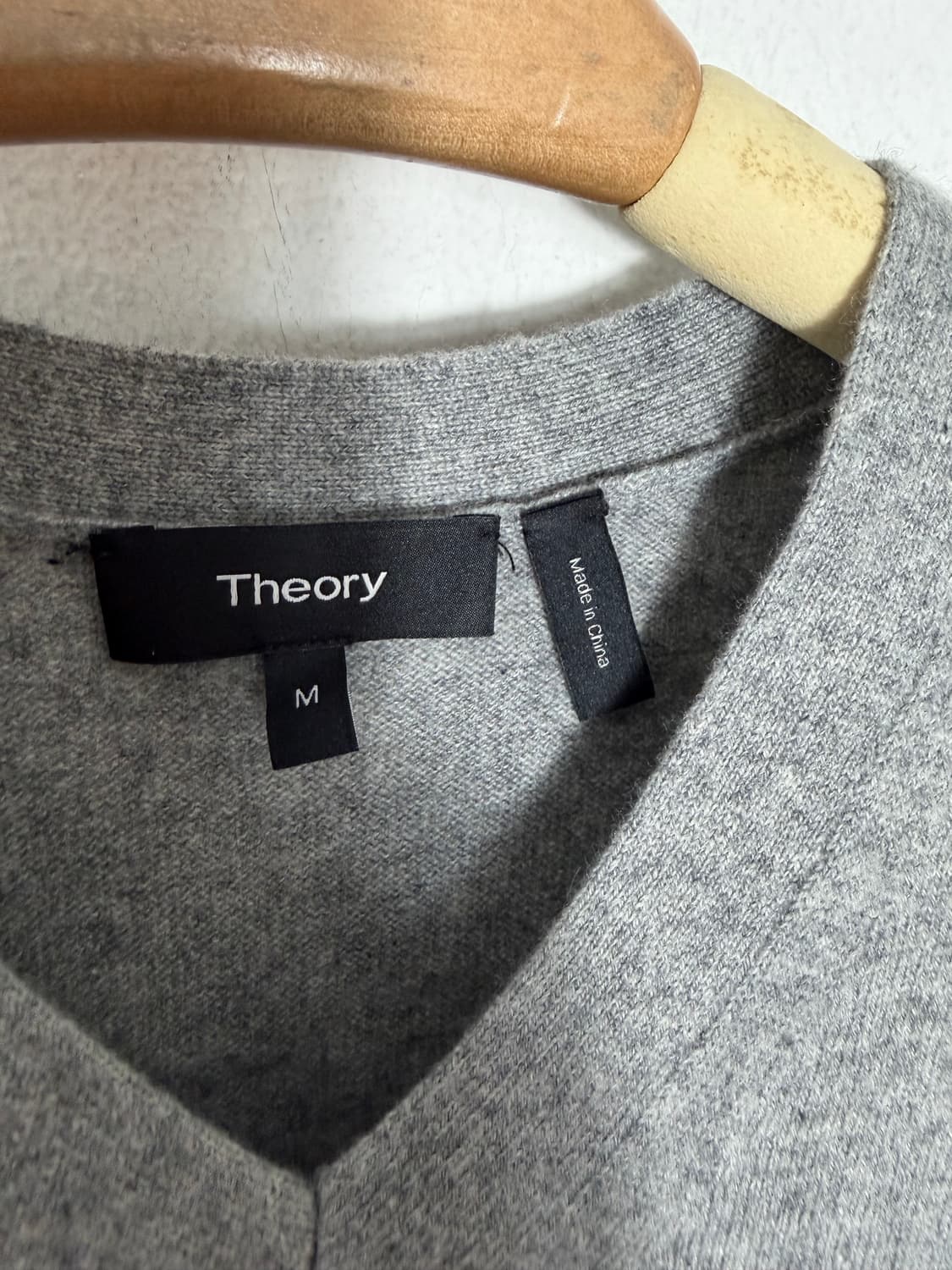 띠어리 띠어리니트 브이넥니트 theory 캐시미어니트 상품이미지3