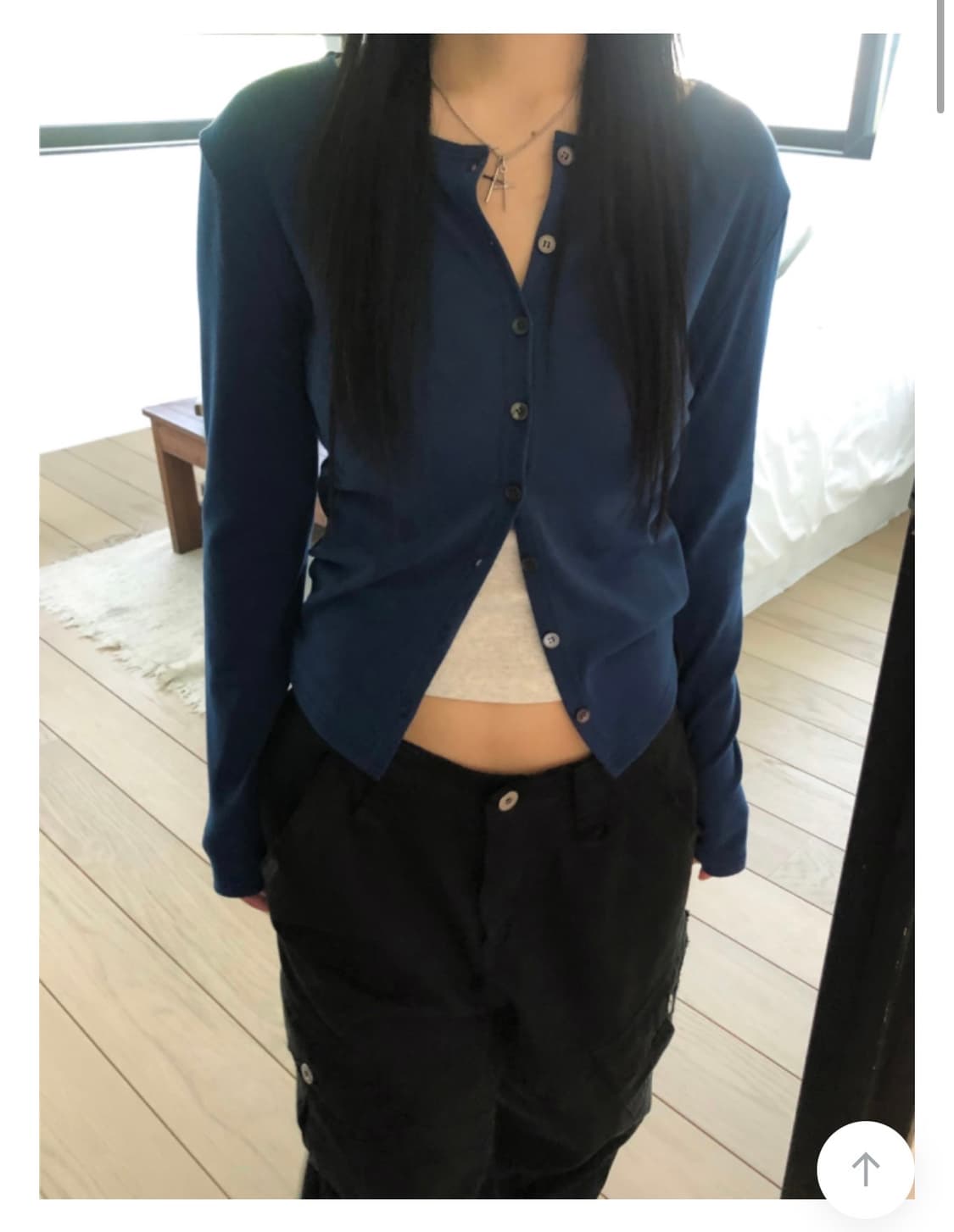 이즈이즈 실크 가디건 아이보리 화이트 silk color cardigan 상품이미지3