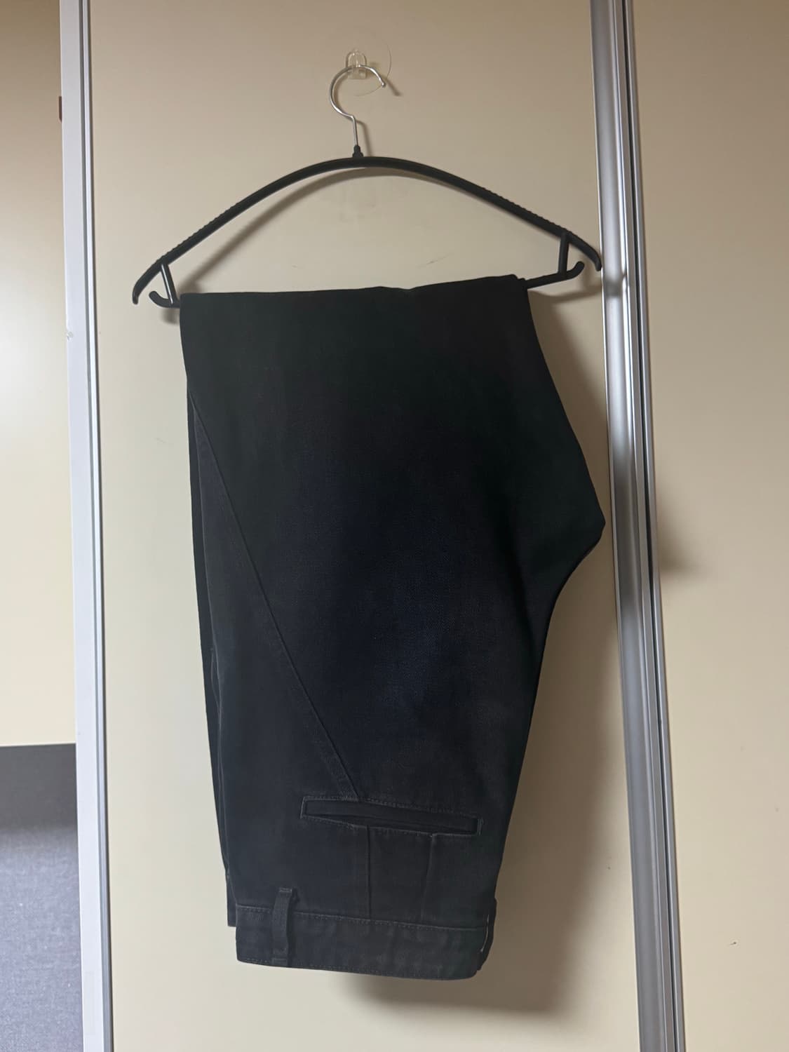 쿠어 딥 플리츠 커브드 데님팬츠 블랙 M 상품이미지2